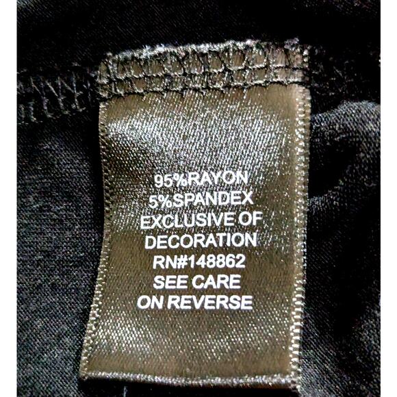 Torrid Black wmns Top 3 x Rayon/spandex Bust to 50" NWOTBeaded and embroideded - Picture 6 of 7